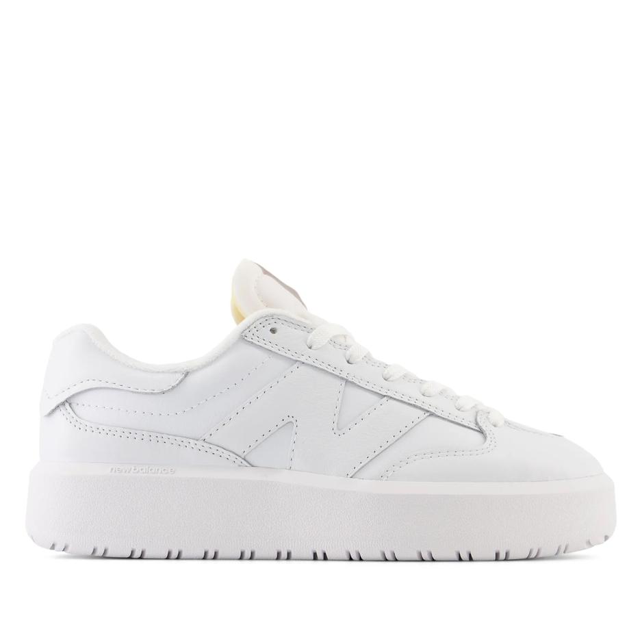 Dámske topánky New Balance CT302CLA - biele