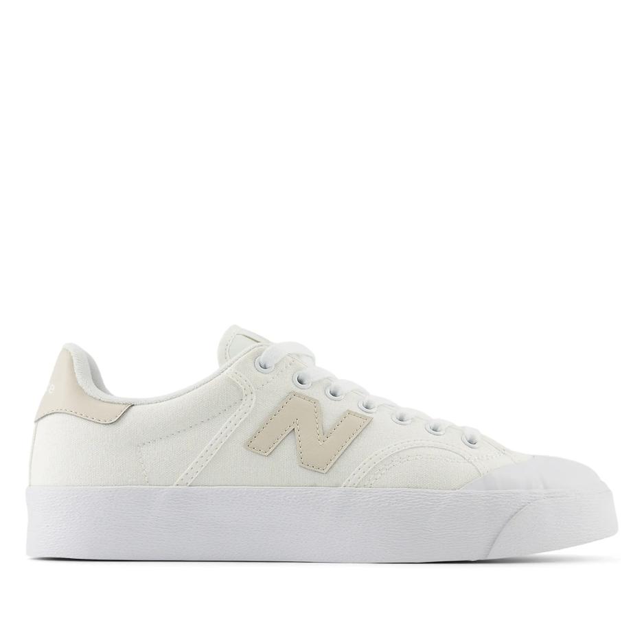 Topánky New Balance BB100CGN - biele